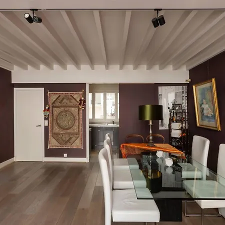 The Curated Loft * Parijs